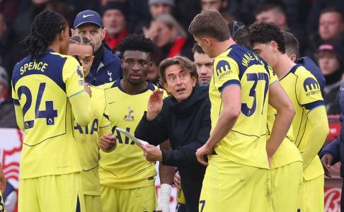 Tak Instan, Thomas Frank Tegaskan Proses di Tottenham Perlu Kesabaran