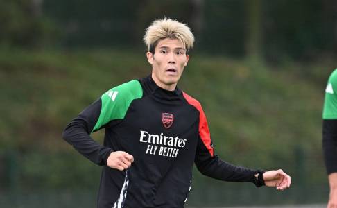 Takehiro Tomiyasu Jadi Target Ajax Setelah Dilepas Arsenal