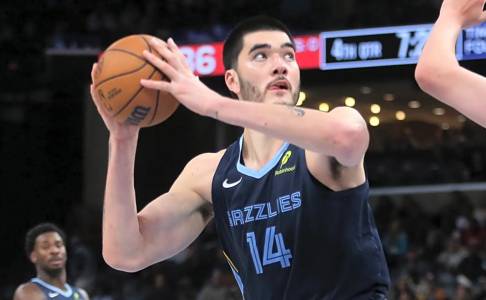 Zach Edey Dipastikan Menepi Selama Empat Pekan