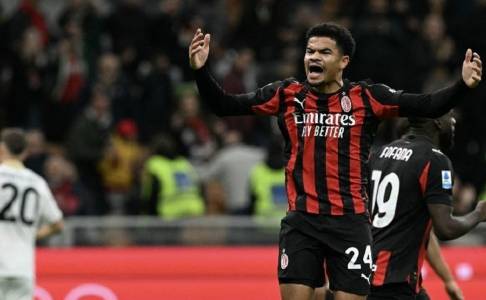 Zachary Athekame Akan Jadi Satu-satunya Pelapis Saelemaekers