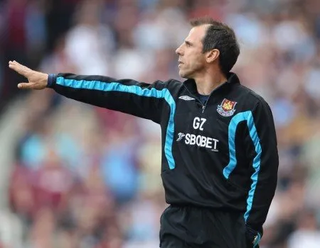 The Hammers Pecat Zola