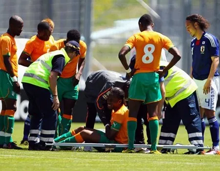 Lindas Jepang, Drogba Patah Tangan