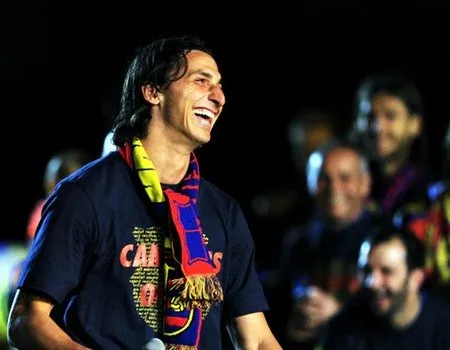 Ditampik Fabiano, Milan Incar Ibra