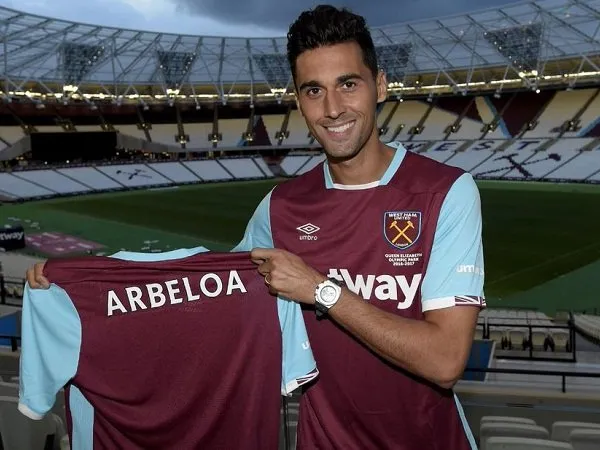 Berita Liga Inggris: Alvaro Arbeloa gabung West Ham, Slaven Bilic memujinya tinggi-tinggi
