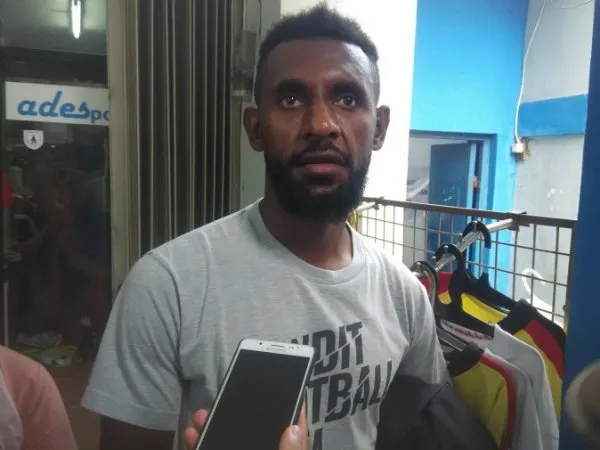 Berita TSC 2016: Mainkan Debut Bersama Timnas, Bek Persib Ini Belum Merasa Puas