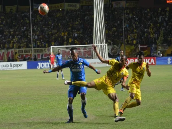 Berita TSC 2016: Sriwijaya FC Hajar Persib 3-0 di Jakabaring