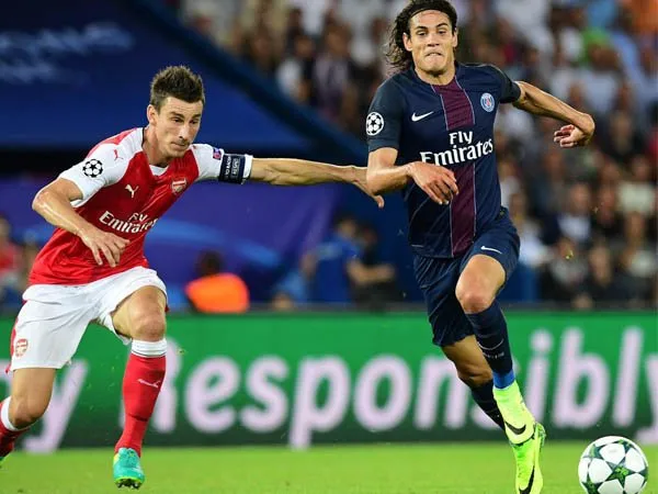 Berita Liga Champions: Kebobolan Gol Cepat, Koscielny Sebut Pemain Arsenal Tertidur