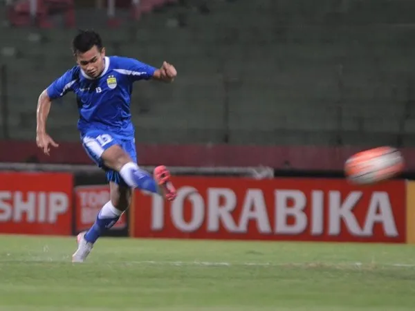 Berita TSC 2016: Negosiasi Buntu, Pemain Muda Persib Batal Dipinjamkan