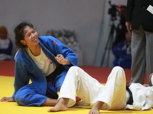 Berita PON XIX 2016: Emas Terakhir Persembahan Ismayasari di Ajang Pekan Olahraga Nasional