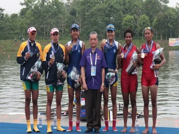 Berita PON XIX 2016: Jawa Barat Mendulang Enam Emas Di Cabang Dayung