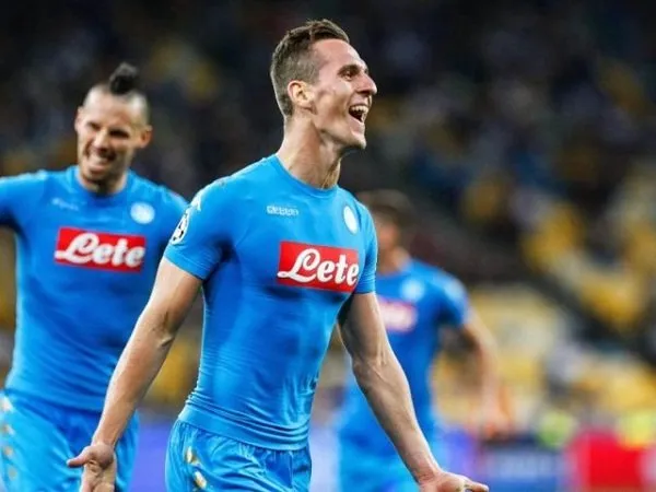 Berita Liga Italia: Dua Gol Milik Antarkan Napoli Geser Juventus dari Puncak Klasmen Serie A