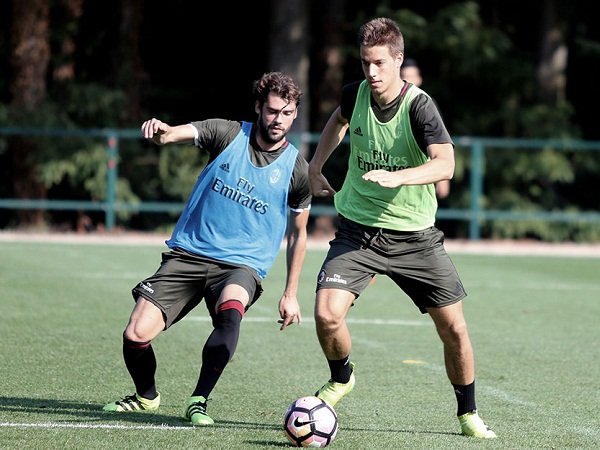 Berita Liga Italia: Agen Ungkapkan Mario Pasalic Bahagia Dalam Penantiannya Bermain untuk AC Milan