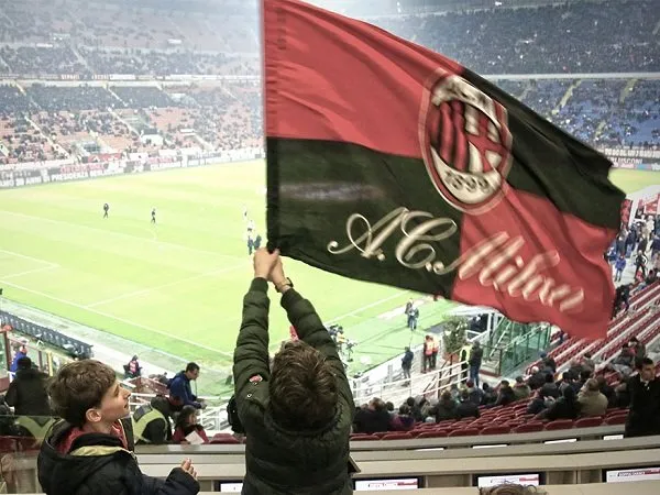 Berita Liga Italia: Fininvest dan Sino-Europe Sports Bantah Dugaan Pemalsuan Dokumen Dalam Penjualan AC Milan