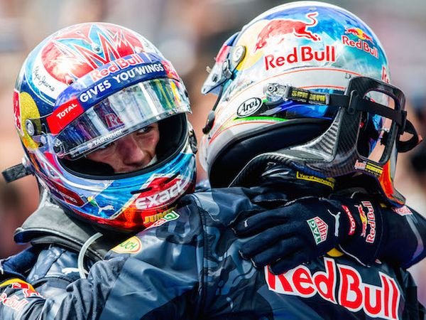 Berita F1: Wah, Daniel Ricciardo Belajar Teknik Mengemudi Kepada Max Verstappen