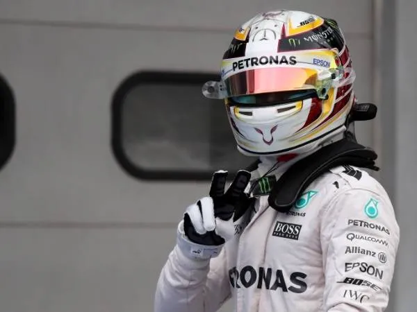 Berita F1: Lewis Hamilton Masih Bisa Melaju Lebih Kencang di Sepang