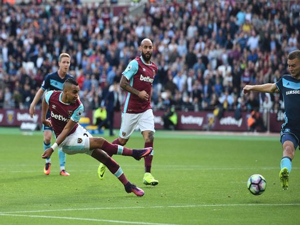 Berita Liga Inggris: Gol Dimitri Payet ke Gawang Middlesbrough Ingatkan Bilic pada Gol-gol Lionel Messi