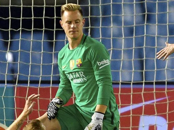 Berita Liga Spanyol: Bikin Blunder Melawan Celta Vigo, Kiper Barcelona Meminta Maaf