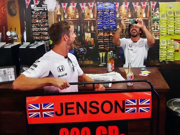 Berita F1: Dapat Keberuntungan di Sepang, Fernando Alonso Gembira Bisa Duduki Peringkat 7