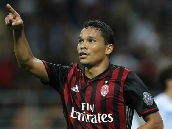 Berita Liga Inggris: West Ham Frustasi Datangkan Carlos Bacca