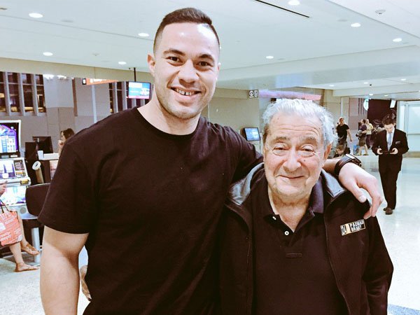 Berita Tinju: Joseph Parker Bertemu Bob Arum, Duel Kelas Berat Segera Terwujud