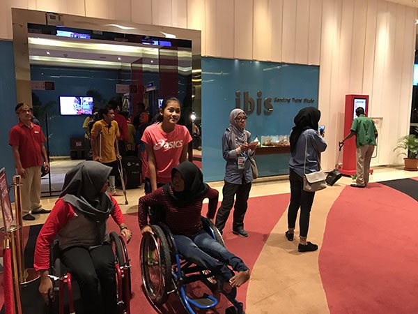 Berita Peparnas XV: Kontingen Peparnas XV Mulai Hadir di Jabar