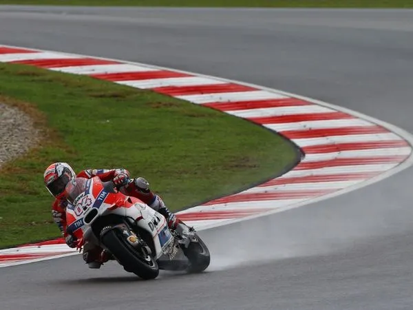 Berita MotoGP: Hasil Balap MotoGP Grand Prix Malaysia, Andrea Dovizioso Asapi Duo Yamaha