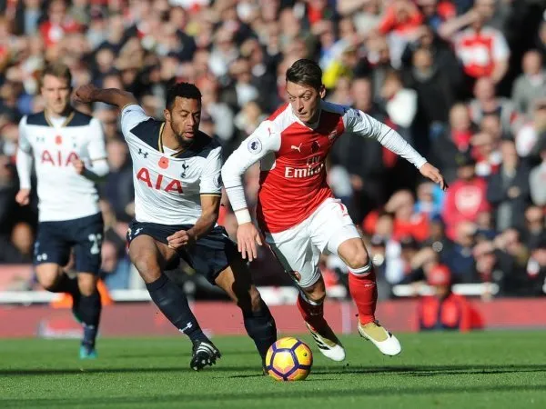 Berita Liga Inggris: Arsenal vs Tottenham Hotspur Berakhir Sama Kuat