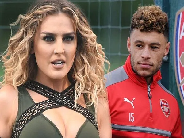 Berita Liga Inggris: Benarkah Oxlade-Chamberlain Kencani Personel Girlband?