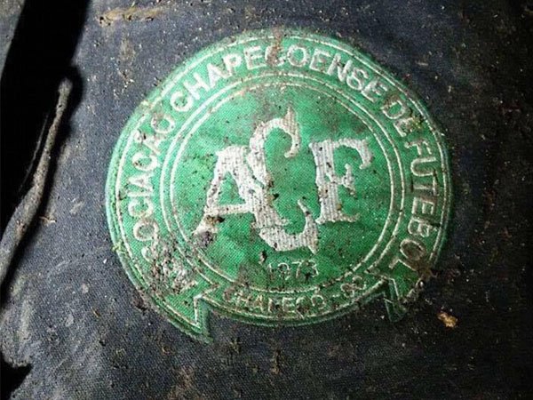 Berita Sepak Bola: Dunia Sepak Bola Berduka Atas Kecelakaan Pesawat Klub Chapecoense 