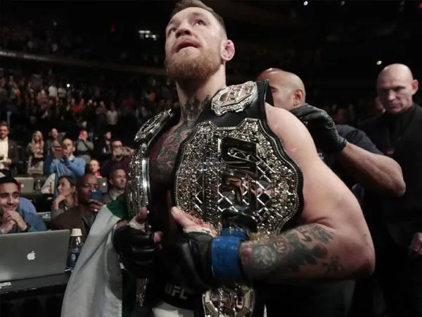 Berita UFC: Conor McGregor Terpaksa Lepas Gelar Kelas Ringan Miliknya, Dipaksa UFC?