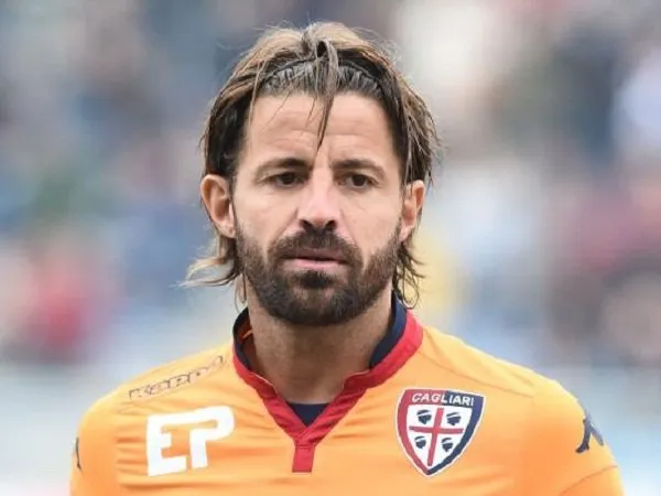 Berita Transfer: Cagliari Sepakat Tukar Storari dengan Kiper AC Milan