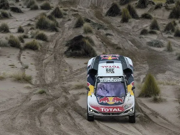 Berita Balap: Loeb Ambil Alih Pimpinan Reli Dakar dari Peterhansel, Etape Ke-9 Dibatalkan