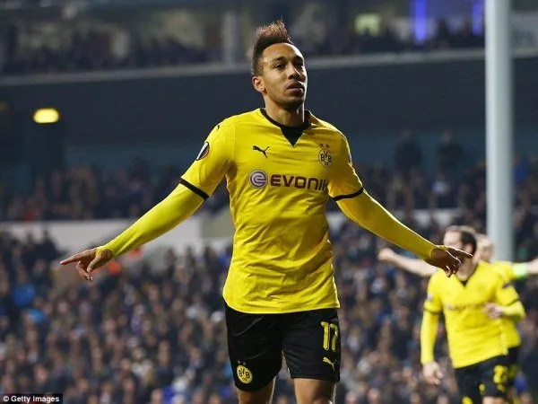 Berita Liga Jerman: Tolak Bahas Real Madrid, Aubameyang Tegaskan Bertahan di Dortmund