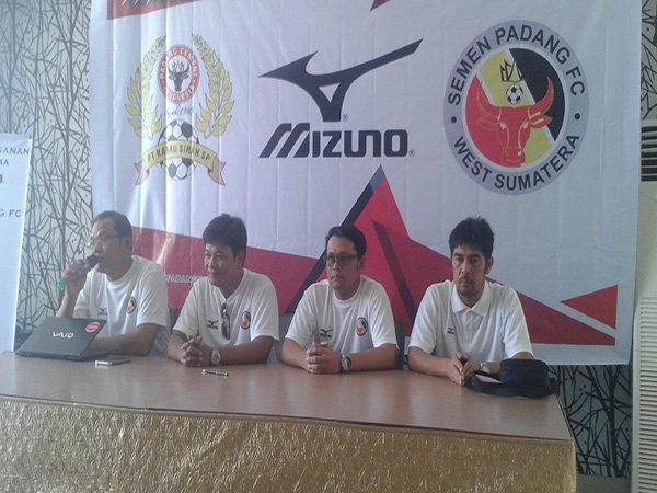 Berita Sepak Bola Nasional: Usung Target Juara ISL 2017, Semen Padang Justru Kurangi Kuota Pemain