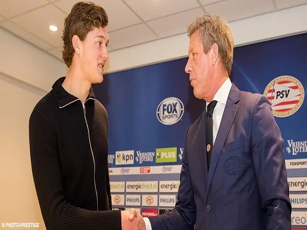 Berita Liga Belanda: PSV Eindhoven Perpanjang Kontrak Talenta Mudanya