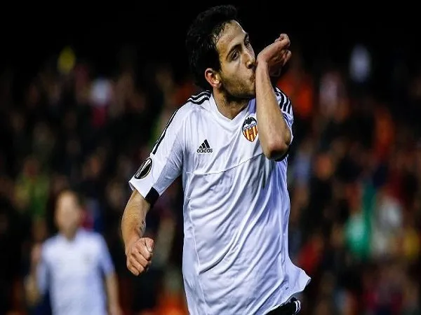 Berita Transfer: Valencia Bantah Kabar Kepindahan Dani Parejo