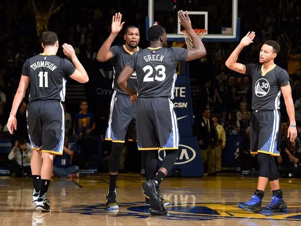 Berita Basket: Warriors, Cavaliers dominasi tim cadangan NBA All-Star Game 2017