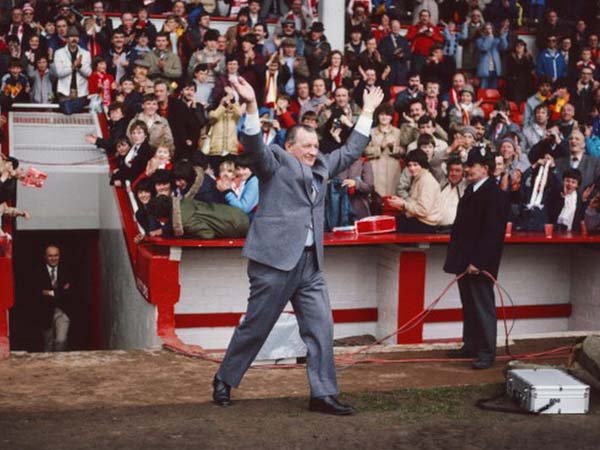 Berita Liga Inggris: Avram Grant Klaim Tiki Taka Dimulai Liverpool Era Bob Paisley