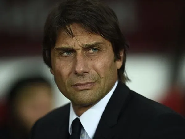 Berita Liga Inggris: Conte Jelaskan Alasan Chelsea Tak Akan Pernah Ubah Formasi 3-4-3