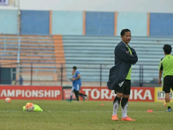 Berita Sepak Bola Nasional: Kursus Kepelatihan Rampung, Djanur Tunggu Hasil Dari AFC