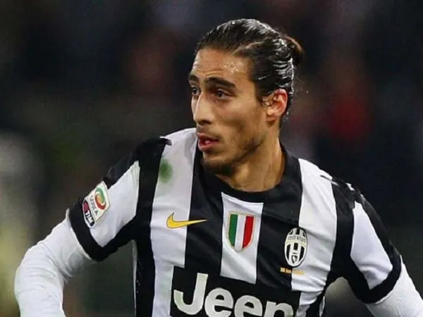 Berita Transfer: AC Milan Datangkan Martin Caceres dengan Status Bebas Transfer