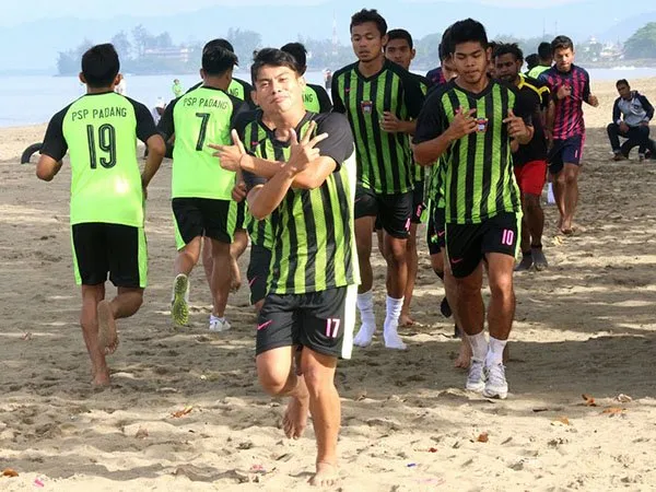 Berita Sepak Bola Nasional: Jelang Bertolak ke Bengkalis, PSP Padang Matangkan Persiapan