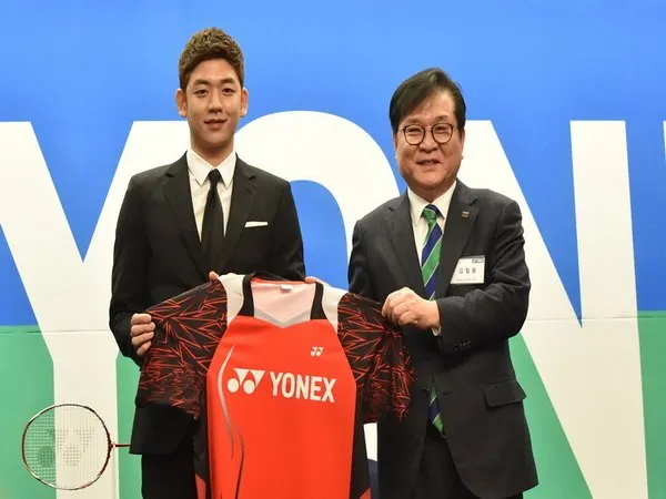Berita Badminton: Lee Yong Dae Resmi Bergabung Dengan Yonex Badminton Korea