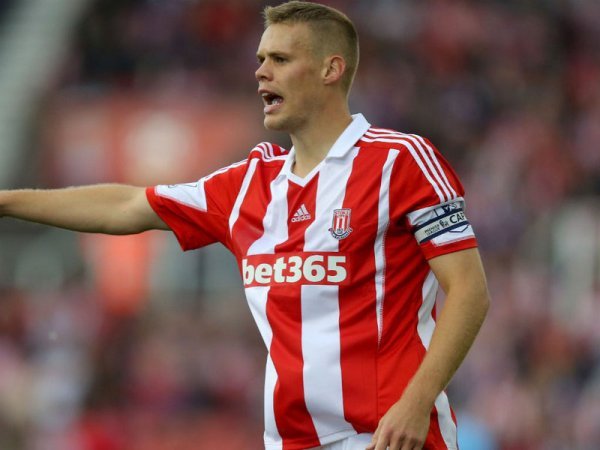 Berita Liga Inggris: Toni Pulis Sebut Shawcross Seorang ‘Pecundang’