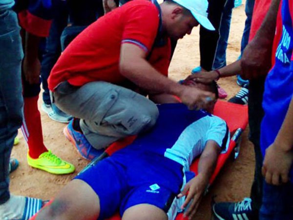 Berita Sepak Bola Nasional: Ricuh! Enam Kartu Merah Warnai Pembukaan Minangkabau Cup 2017