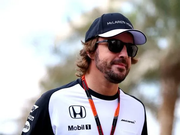 Berita F1: Fernando Alonso Mengaku Pernah Dihubungi Mercedes