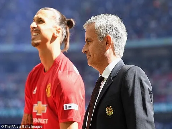 Berita Liga Inggris: Ibrahimovic Puji Kepemimpinan Jose Mourinho