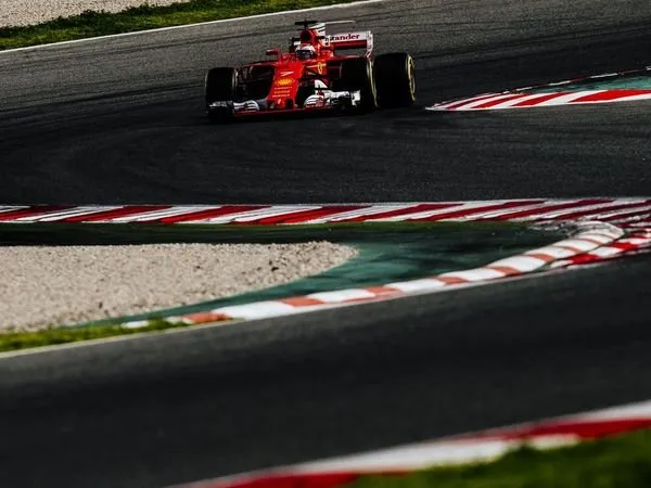 Berita F1: Hasil Tes Pramusim F1 Hari Kedua, Scuderia Ferrari Asapi Mercedes