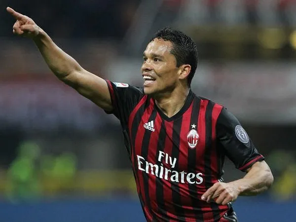Review Liga Italia: AC Milan 3 vs 1 Chievo, Dwigol Bacca Buka Peluang Rossoneri Ke Eropa