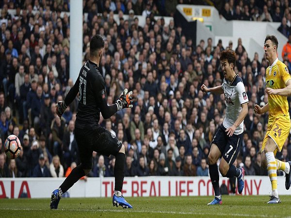 Review Piala FA: Tottenham Hotspur 6-0 Milwall, Hattrick Son Bawa Spurs ke Semi Final